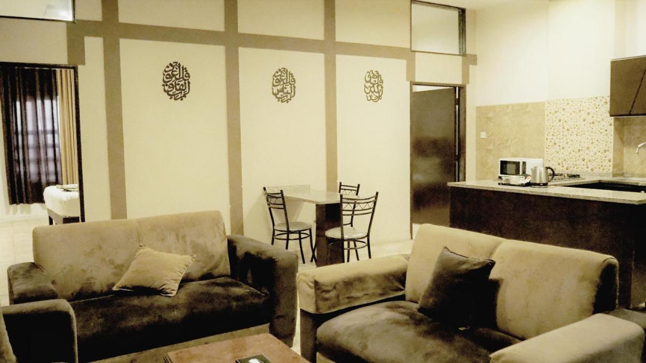Al Fawanes Hotel Apartments Amman Dış mekan fotoğraf