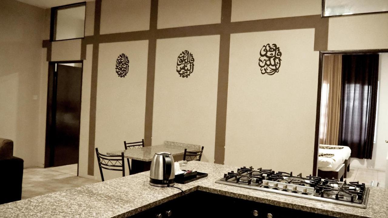 Al Fawanes Hotel Apartments Amman Dış mekan fotoğraf