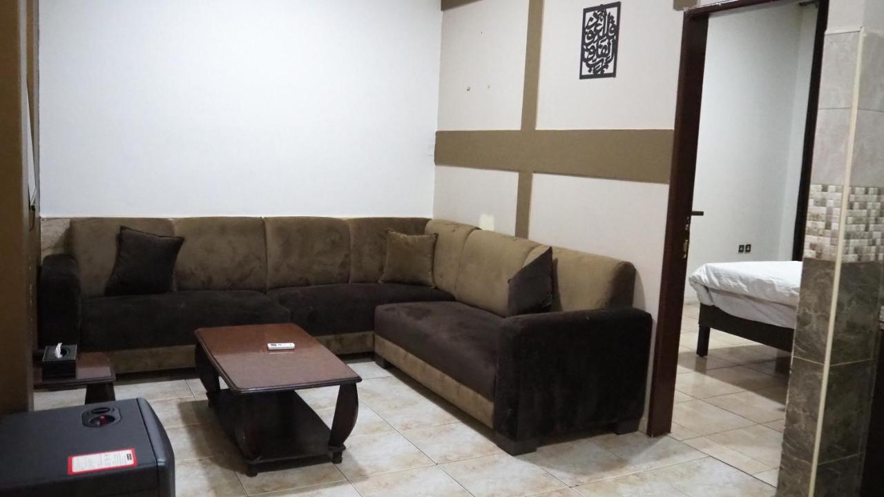 Al Fawanes Hotel Apartments Amman Dış mekan fotoğraf