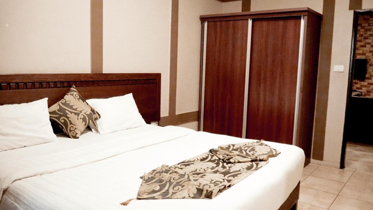Al Fawanes Hotel Apartments Amman Dış mekan fotoğraf