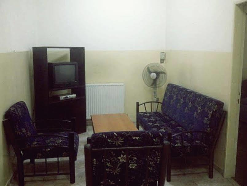 Al Fawanes Hotel Apartments Amman Dış mekan fotoğraf
