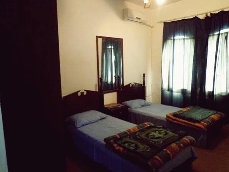 Al Fawanes Hotel Apartments Amman Dış mekan fotoğraf