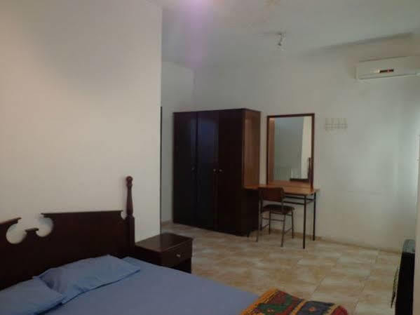 Al Fawanes Hotel Apartments Amman Dış mekan fotoğraf